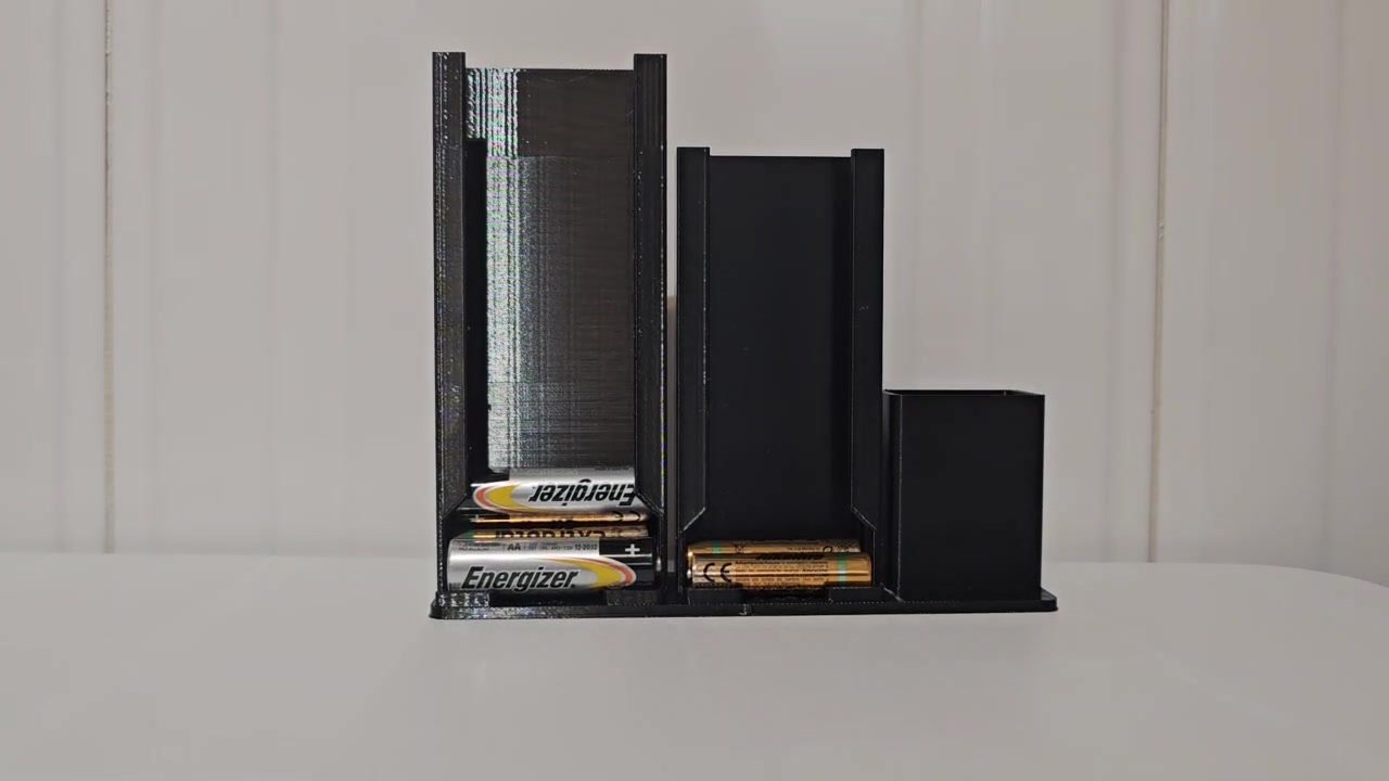 Battery Dispenser — dispensador de pilas AA, AAA y 9 V por gravedad